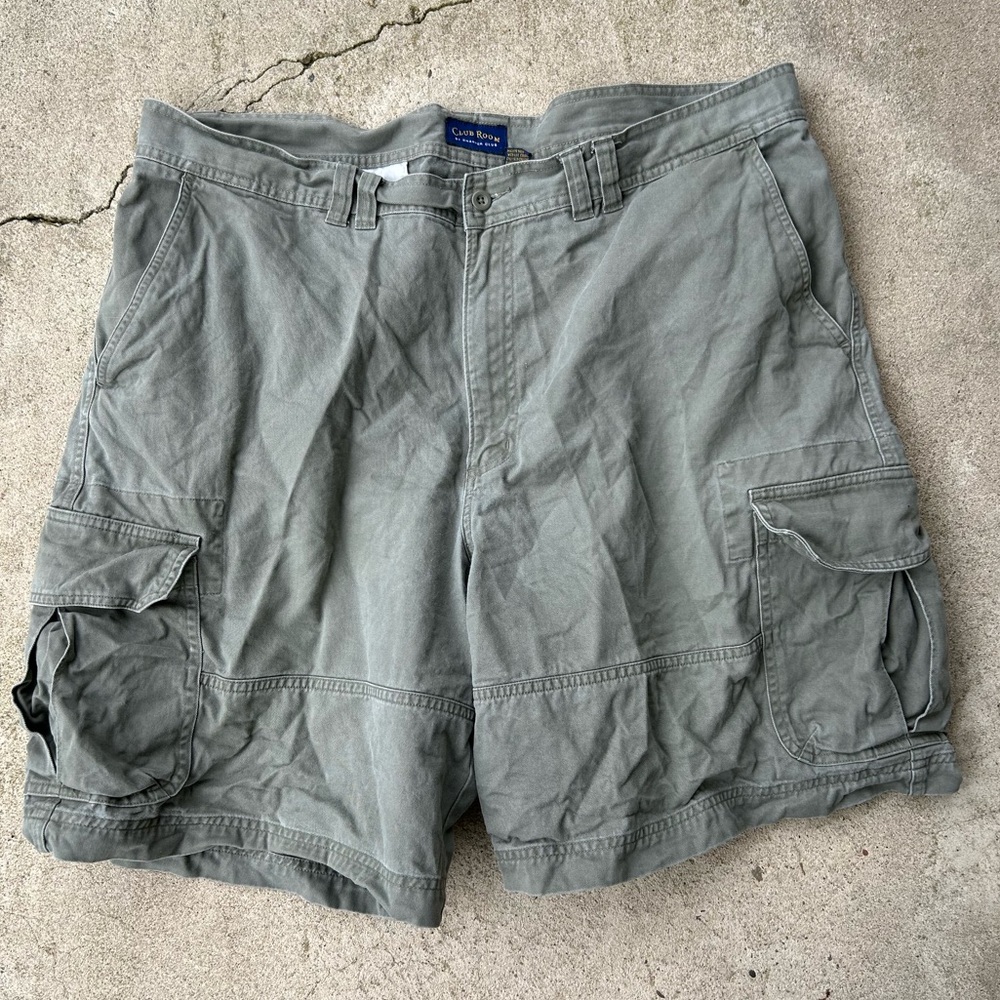 Club Room by Charter Club Men’s Vintage Cargo Shorts Olive Green Size 42